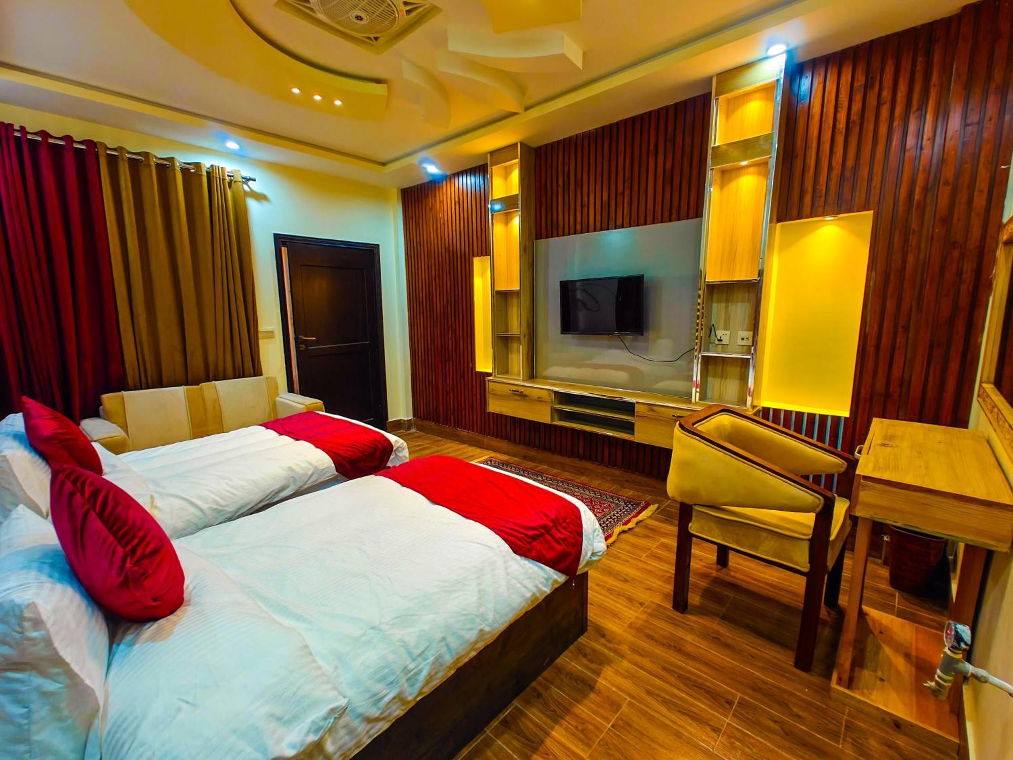 White Forest Hotel Kalam Exterior foto